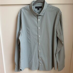 Men’s Mizzen + Main Leeward Shirt – XL Trim | No Tuck | Excellent Condition